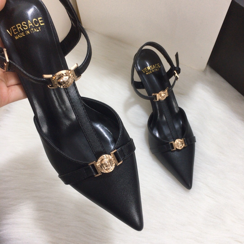 Giày Cao Gót 8cm Mũi Nhọn Chất Liệu Da Bò Hiệu Versace Thời Trang Quyến Rũ Cho Nữ