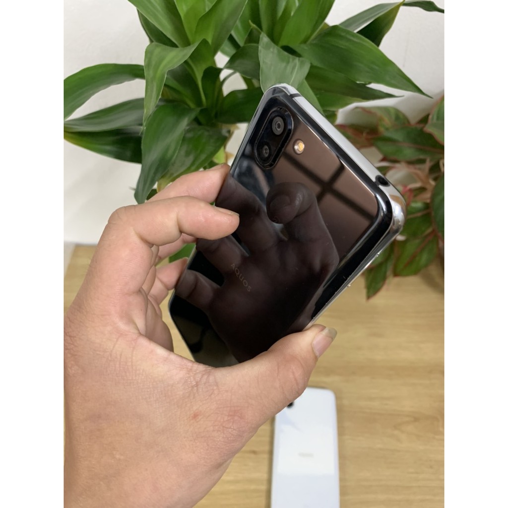 Điện thoại SHARP AQUOS R2 Zin Keng 98,99% Ram 4gb/64gb, Chip Snap 845 Mạnh Mẽ | BigBuy360 - bigbuy360.vn