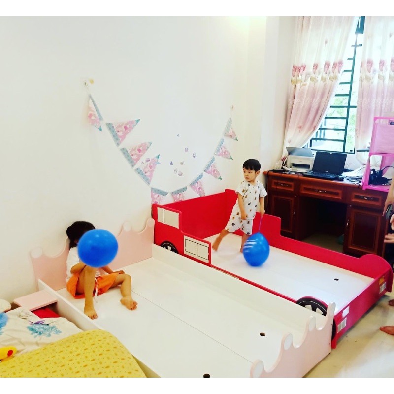 Giường gỗ bé gái 1mx1m9