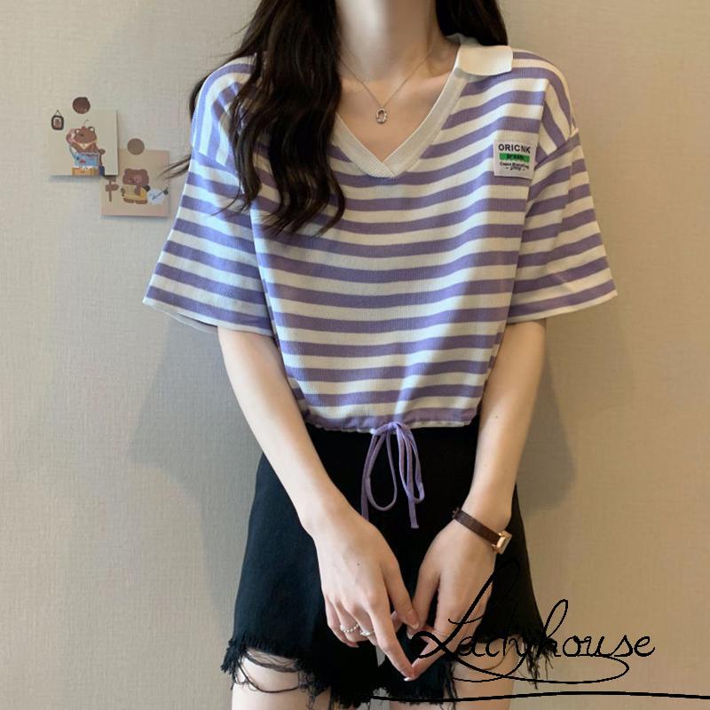 Áo Thun Ngắn Hở Rốn Tay Lửng Dáng Rộng Cổ Bẻ In Họa Tiết Sọc Ngang Có Dây Rút Cho Nữ