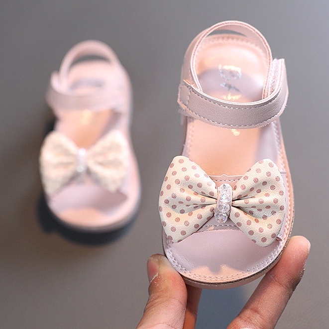 Dép sandal, Sandal đính nơ chấm bi siêu xinh cho bé gái, đế siêu mềm chống trượt hiệu quả
