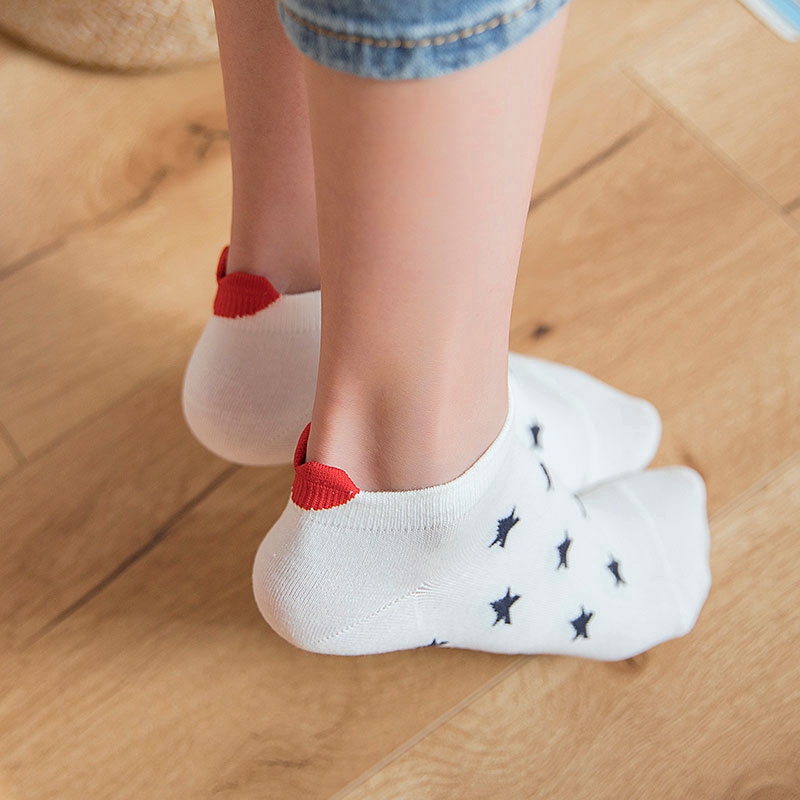 1 Đôi Tất Cotton In Hình Trái Tim Đỏ 3d Đáng Yêu