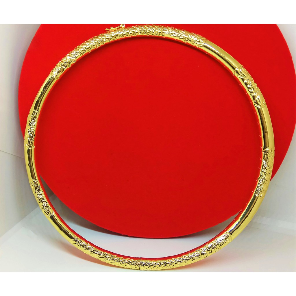 KIỀNG CỔ NỮ CHẠM HOA VĂN TINH XẢO