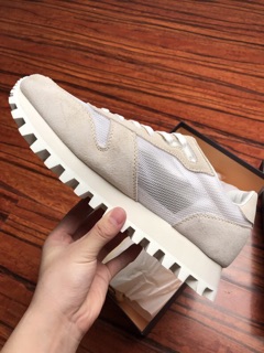 Giày Louis Vuitton LV Runner Trainer White