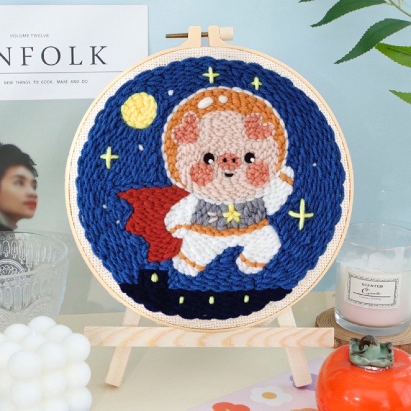 Len xù theo mẫu khách gửi, bao gồm cả khung vải và len