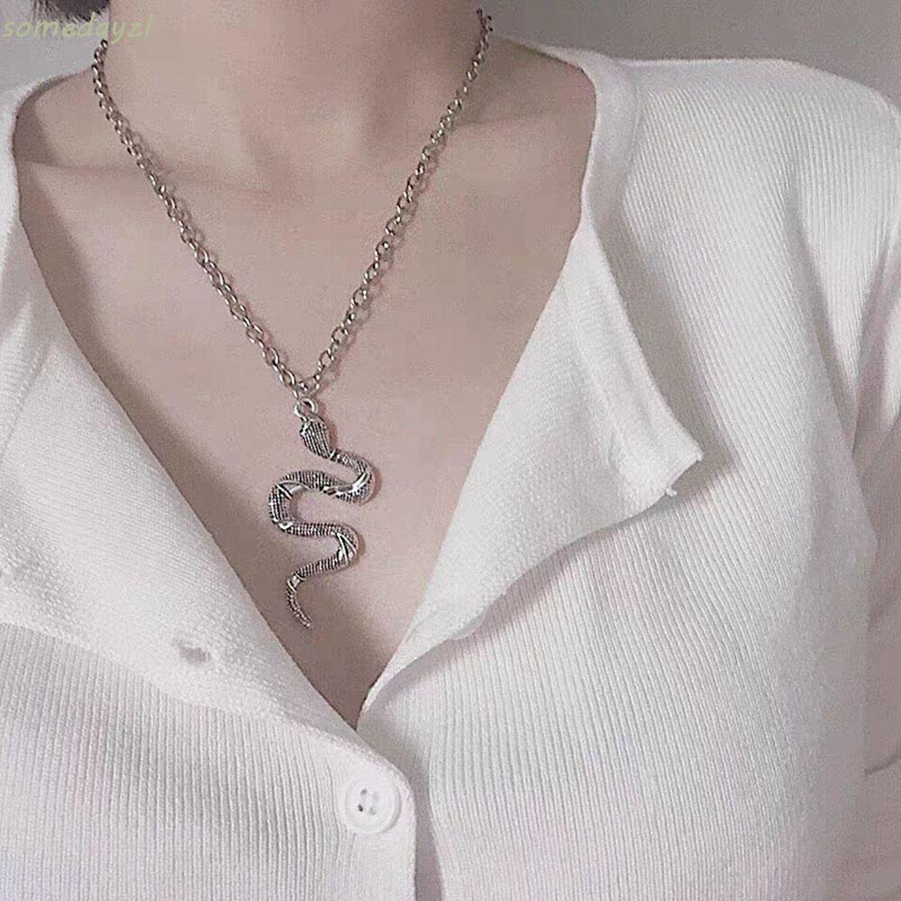 Vòng cổ 1/2 lớp thiết kế mặt hình rắn phong cách hip hop Hàn Quốc thời trang cho nữ