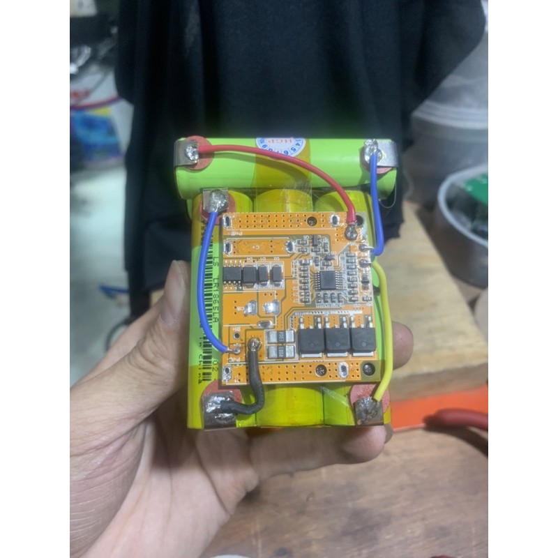 Khối pin đóng 14,4V-4ah dành cho dòng Cids, Bosch