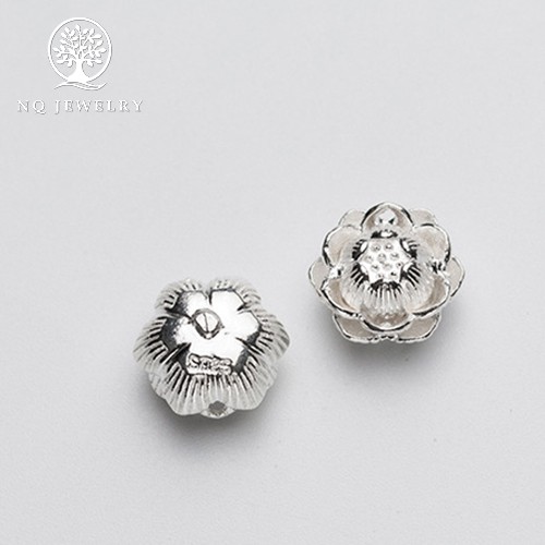 Charm bạc sen hoa xỏ ngang - NQ Jewelry