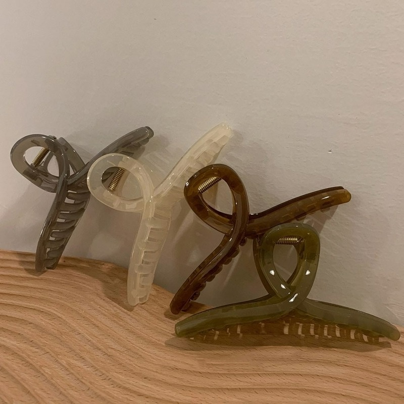 Kẹp Tóc Nhựa Hình Cá Mập 13cm Cho Nữ