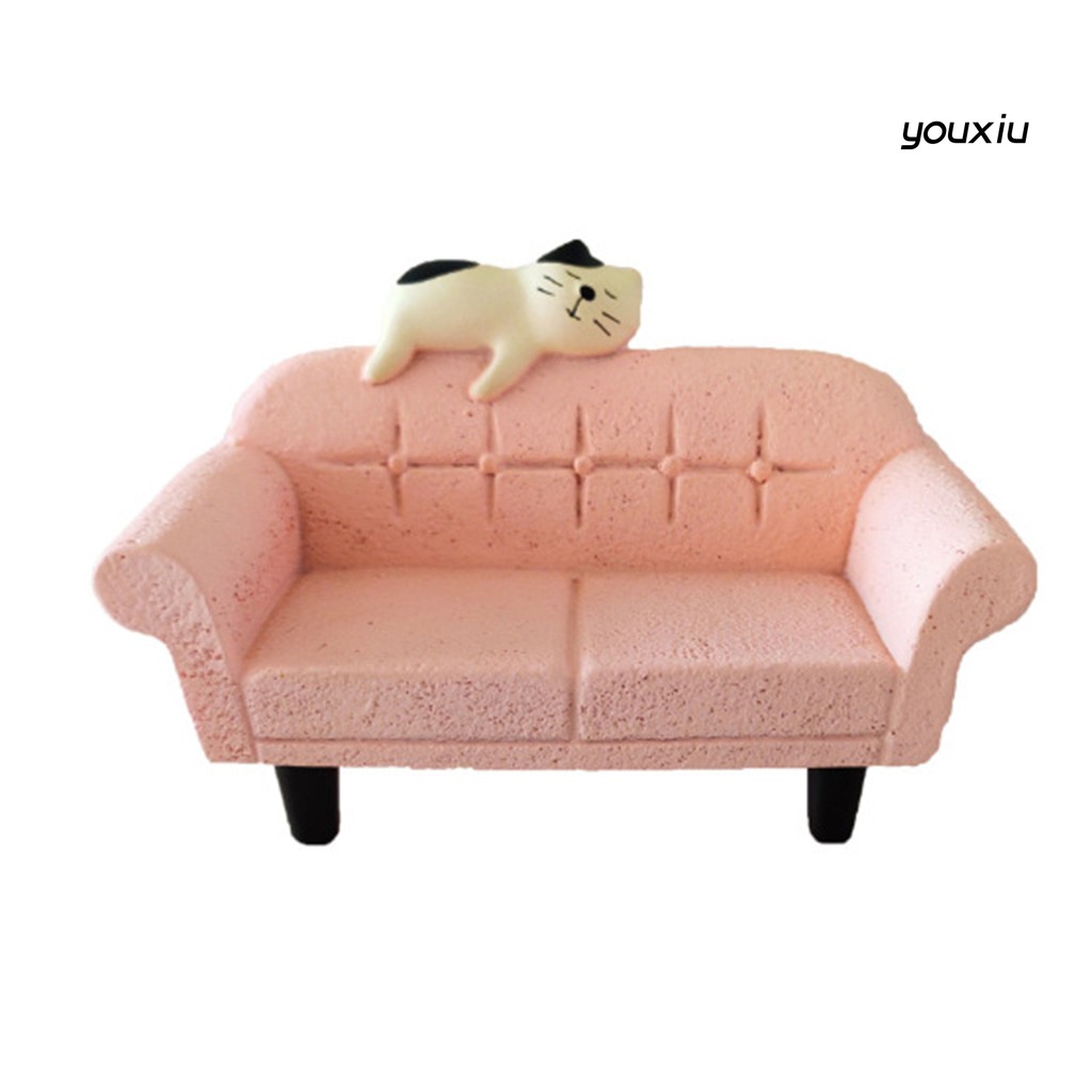 Mô hình ghế sofa và chú mèo hoạt hình đáng yêu mini dành cho trang trí nhà búp bê