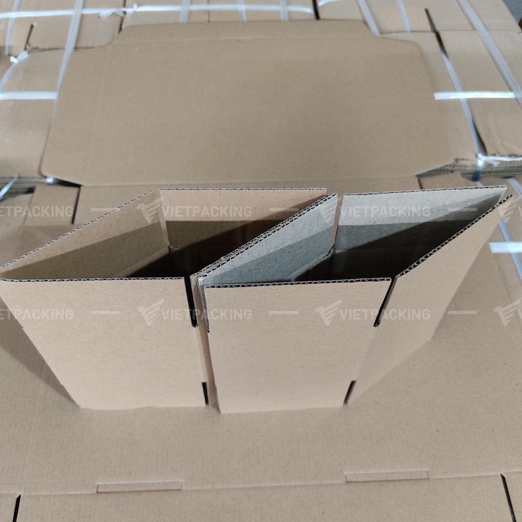 Hộp carton giá rẻ, hộp ship COD, hộp giấy đóng gói hàng 25x20x10 giấy cứng, chống va đập tốt