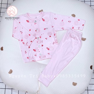 Bộ quần áo dài Nous cài thẳng Petit hồng nhạt size từ 0-12 tháng
