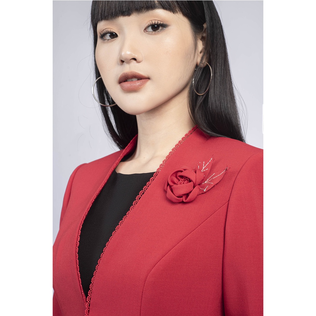 Áo khoác kiểu dáng croptop MMOutfit M-AK070621006