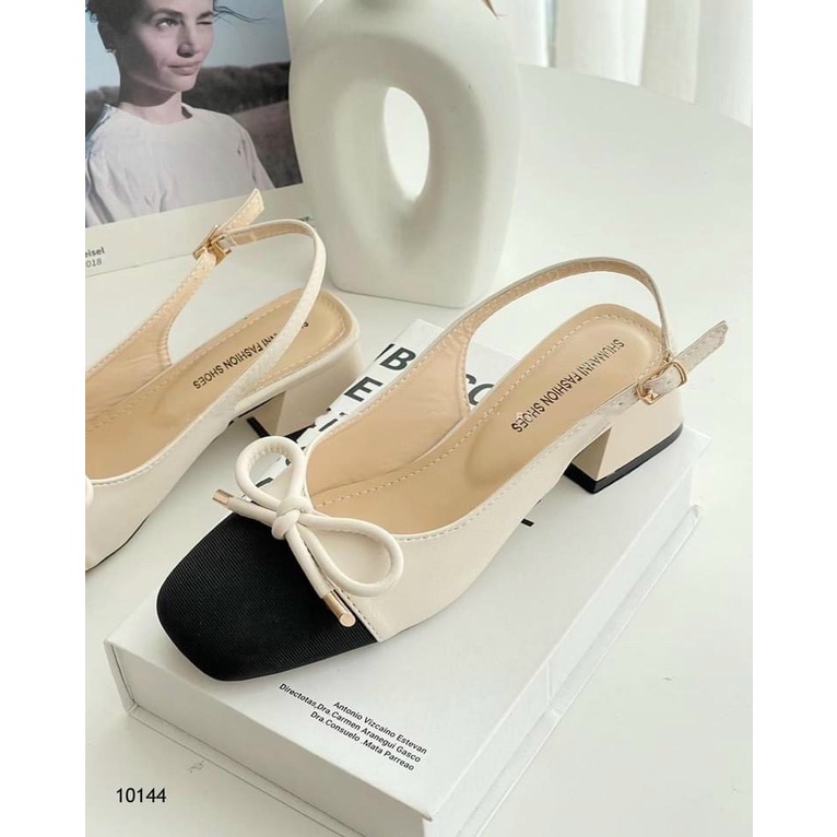 Sandal bít mũi pha nơ chuông quai cài gót trụ - 3P