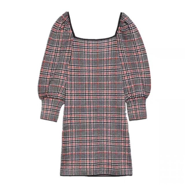 Váy mini kẻ Zaraaa dư sịn