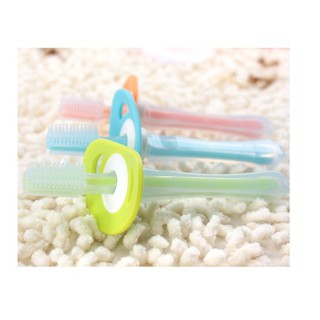 Bàn Chải Đánh Răng trẻ em Silicon Basilic D082