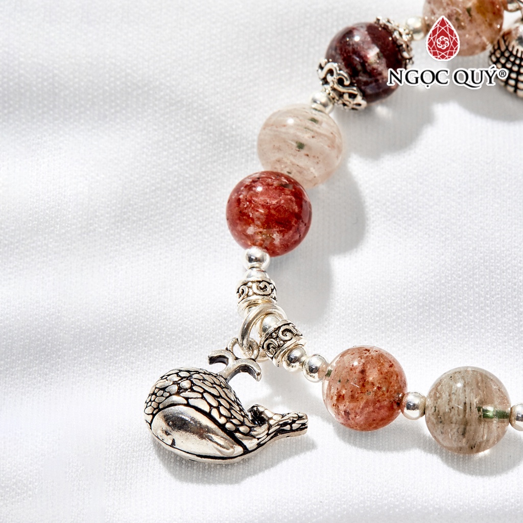 Vòng Tay ta ưu linh đa sắc phối charm cá voi - Ngọc Quý