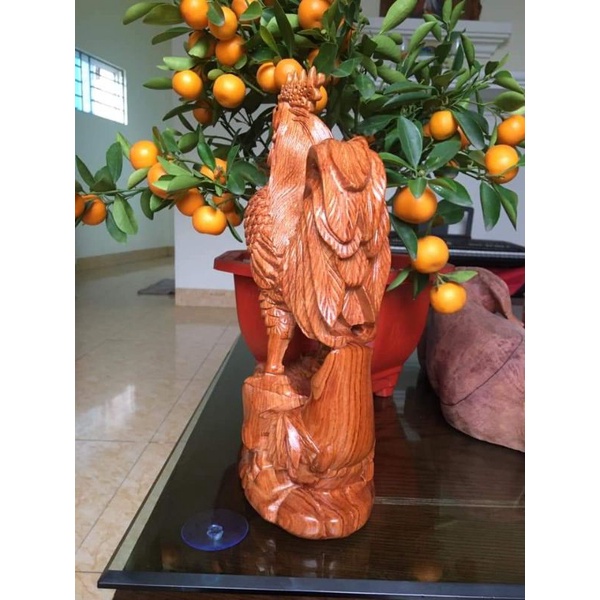 Tượng con gà gỗ hương cao 30cm