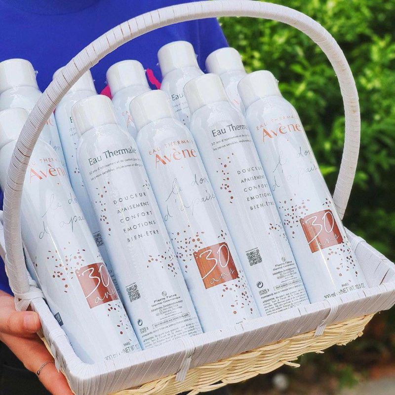 Xịt khoáng AVENE 300ml của Pháp