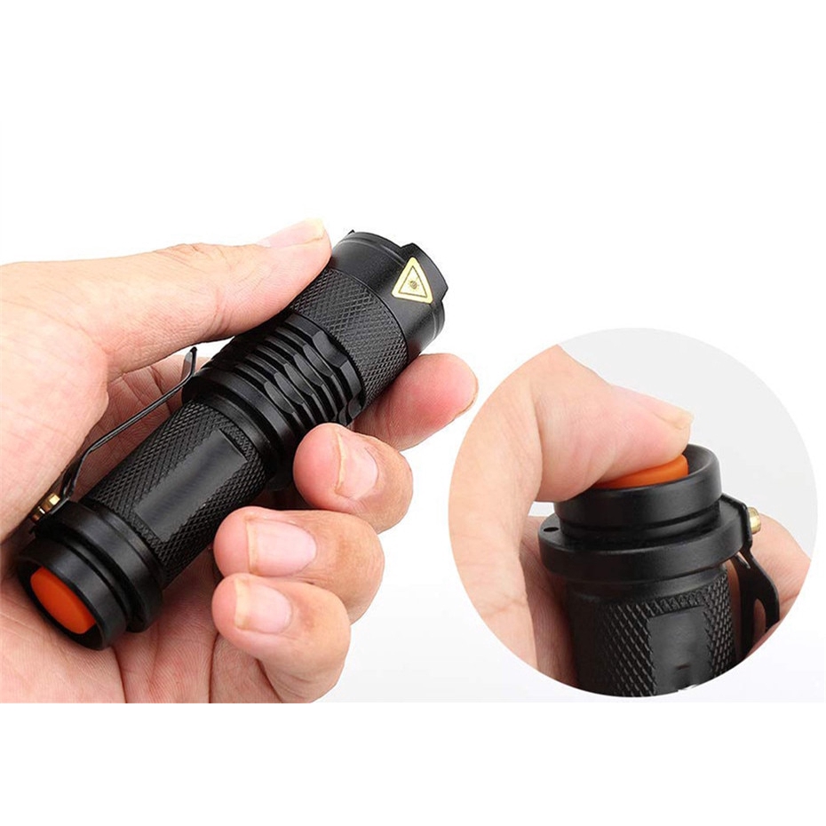 Đèn pin LED tia UV cực tím có chức năng thu phóng dò vết bẩn nước tiểu của vật nuôi nhỏ