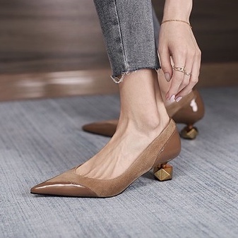 Giày Cao Gót Da Lộn Thiết Kế Khâu Đơn Giản Thoải Mái Thời Trang Cao Cấp Cho Nữ