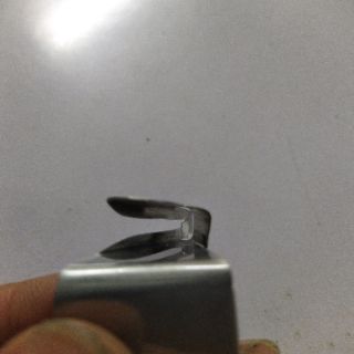 Gá chống quăn máy vắt sổ