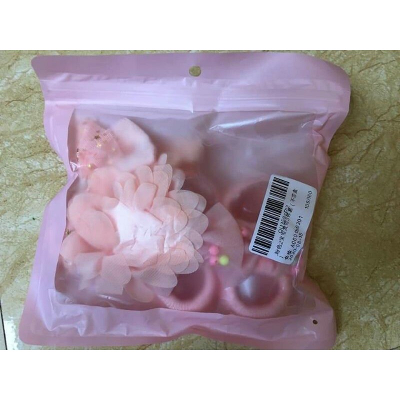 Set 2 băng đô turban và tất vớ chân len cho bé sơ sinh