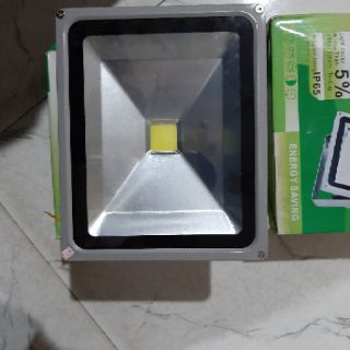 Đèn pha Led 30w chống nước