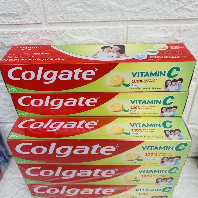 Kem Đánh Răng Colgate Vitamin C 170g