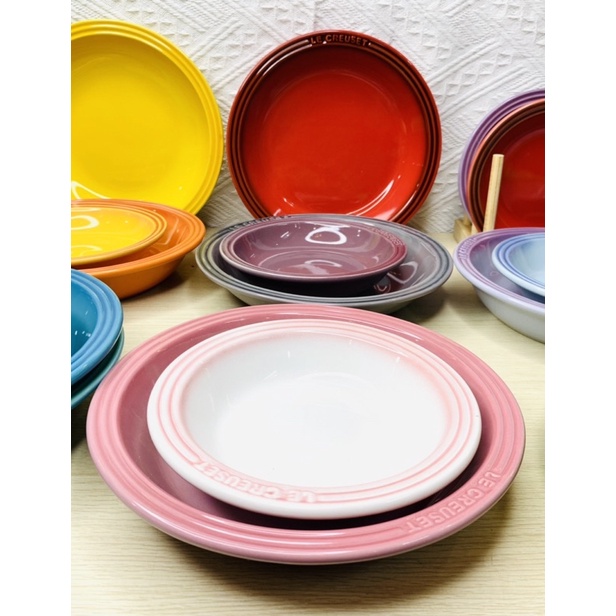 Đĩa sâu lòng 2 size lớn, nhỏ đường kính 20cm và 15cm -  LCreuset, men bóng màu pastel sang trọng