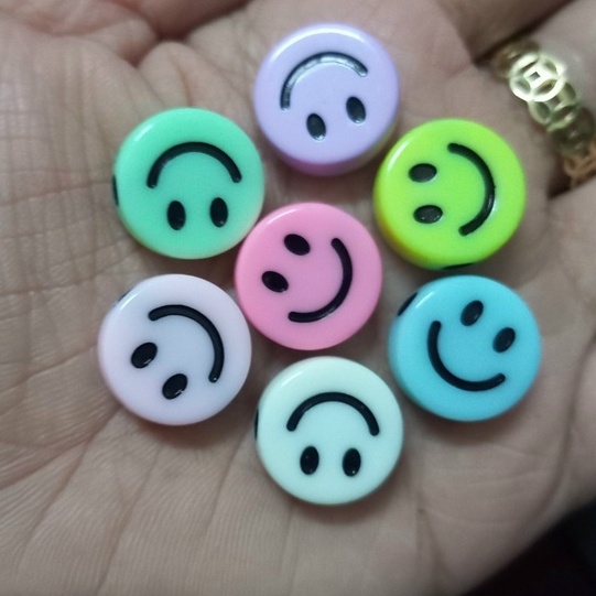2-5 viên măt cười nhựa đủ màu làm vòng tay hanmade size 16mm