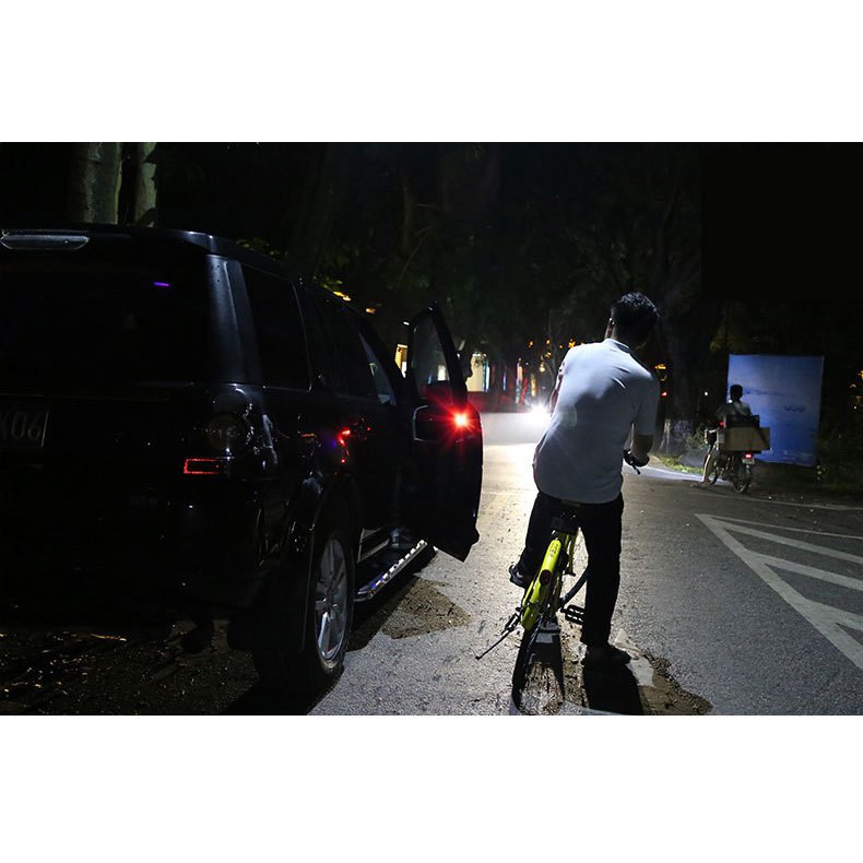 ĐÈN LED CẢNH BÁO MỞ CỬA OTO