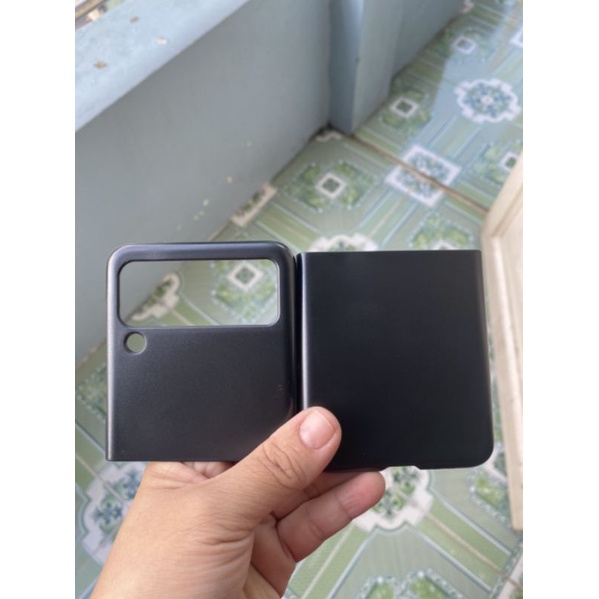 Ốp lưng samsung galaxy Z Flip 3 đen mờ