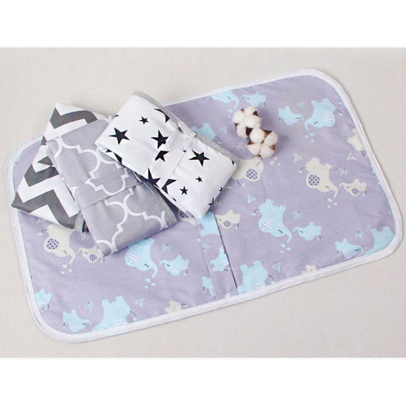 Thảm Lót Thay Tã Cho Bé Chống Thấm Nước Có Thể Gấp Gọn Tiện Lợi