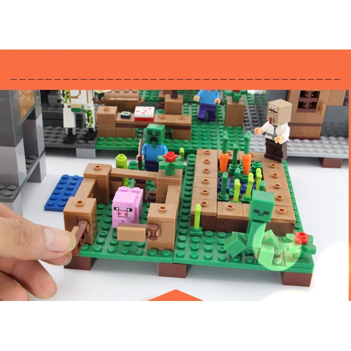 Lego Minecraft - Trang Trại Nhỏ Của Bé [300 CT]