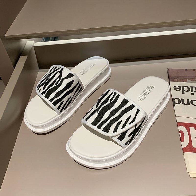 Dép nữ quai ngang thời trang sẵn hàng đủ màu