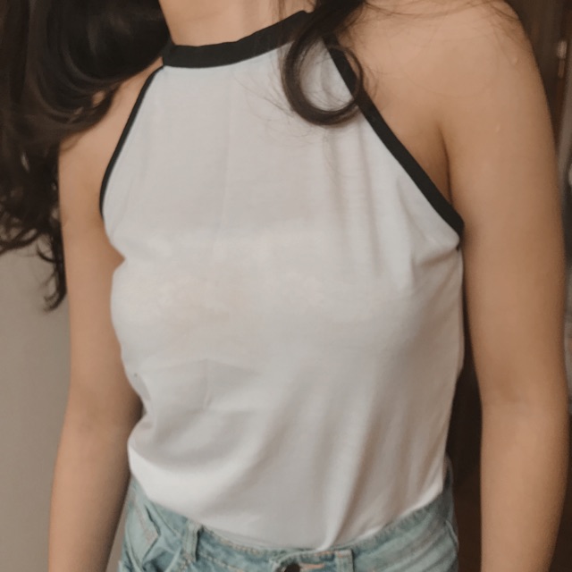 Áo yếm trắng