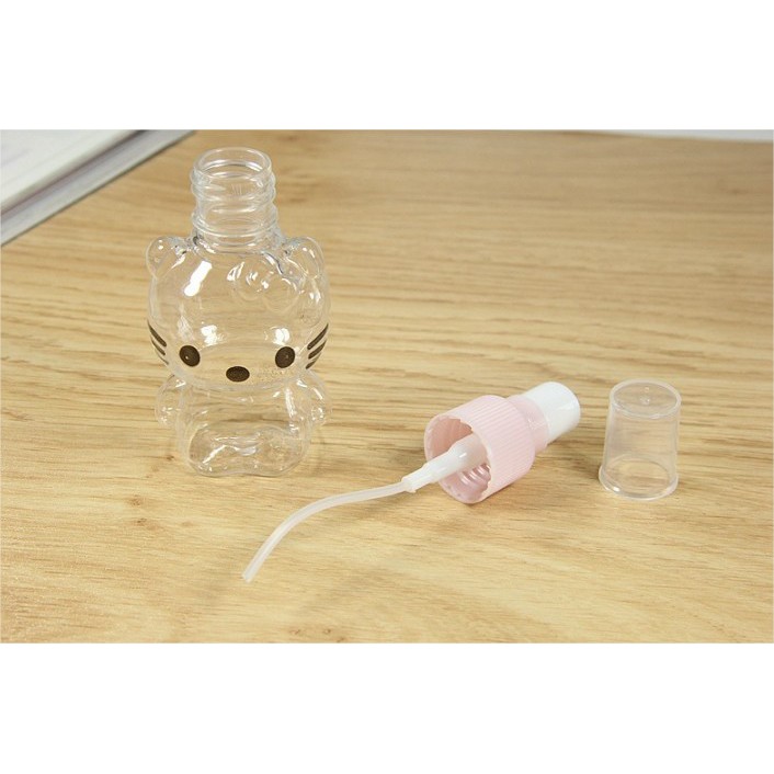 Chai xịt phun sương Hello Kitty