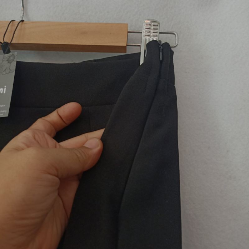 Chân váy A xẻ đùi Bigsize HSumi | BigBuy360 - bigbuy360.vn