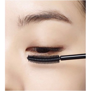 Mascara innisfree làm dài và cong mi