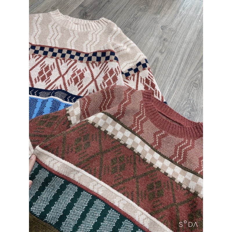 Áo len thổ cẩm Giang zo