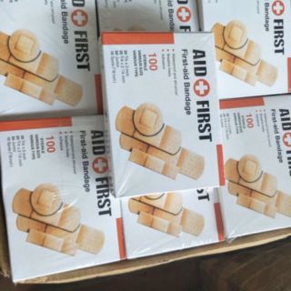 Hộp băng gâu y tế 100c