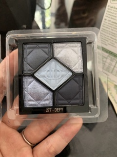 Phấn mắt dior