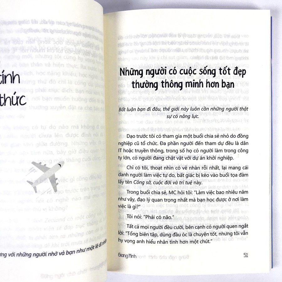 Sách Đừng Ngồi Chờ Chết Trong Gió Bão (Kèm Bookmark)