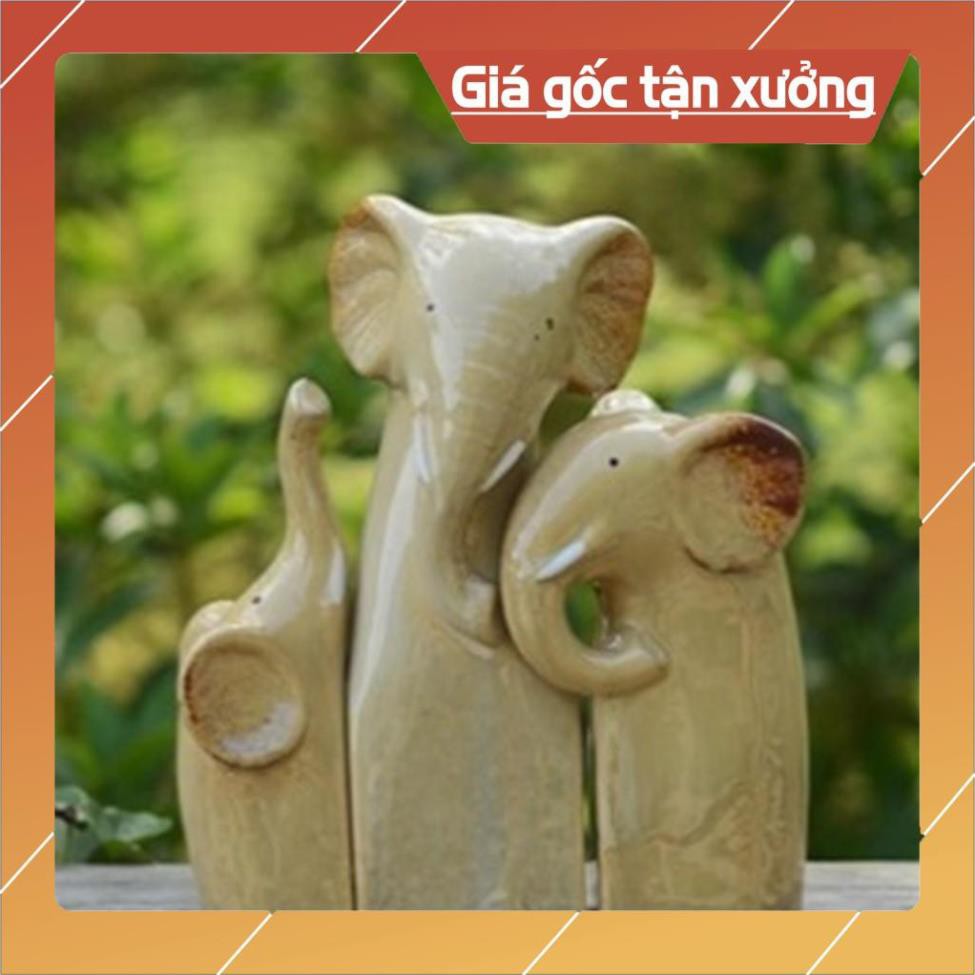 Đồ gốm sứ trang trí nhà cửa độc đáo ấn tượng Gia đình voi M18