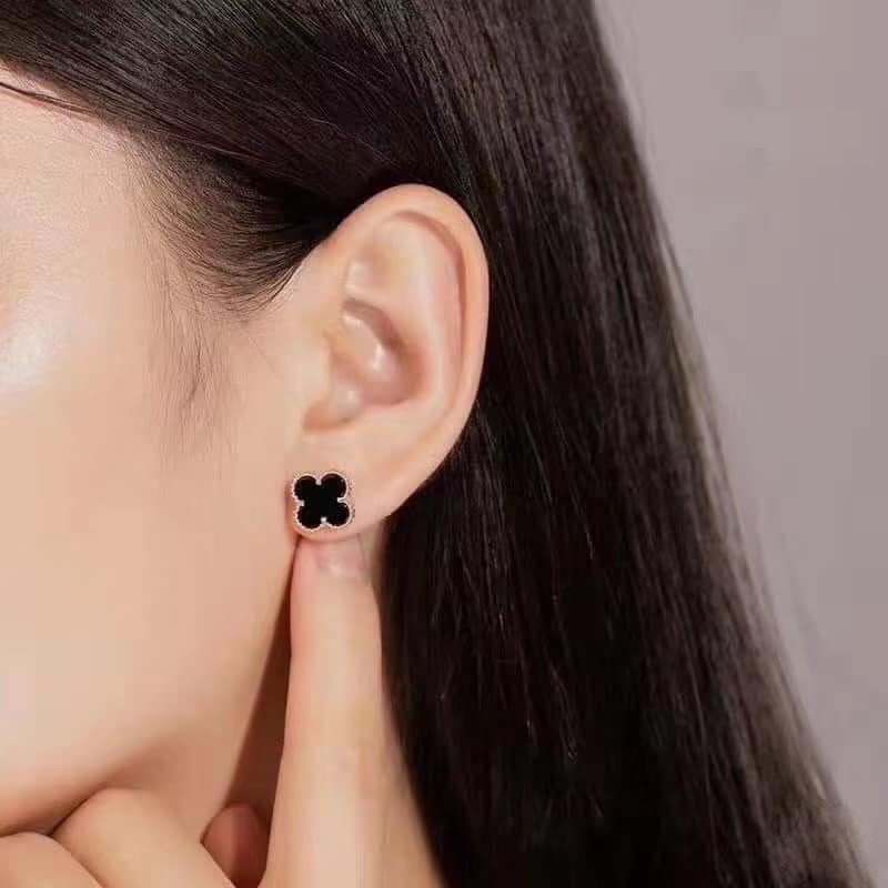 Bông tai nữ, bông tai bạc , kiểu dáng hoa 4 cánh to và nhỏ