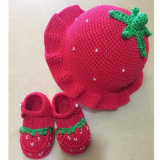 Freeship 99k tq_set mũ và giày handmade mg03 dâu tây cho bé nhỏ