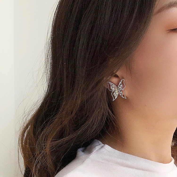 Bông tai hình bướm hợp kim mạ bạc lấp lánh sang chảnh thời trang YU41