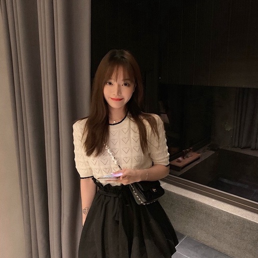 Áo thun ZHELIHANGFEI dệt kim tay ngắn phong cách Pháp thời trang mùa hè 2022 dành cho nữ