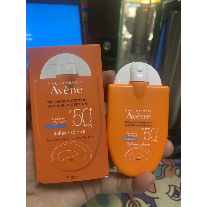 Kem chống nắng Avene Very High Protection Reflexe Solaire Dry Touch SPF 50+ 30ml